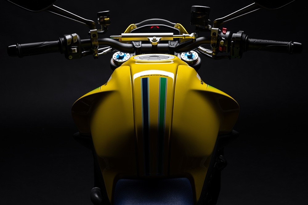 Ducati Monster Senna: tutte le immagini